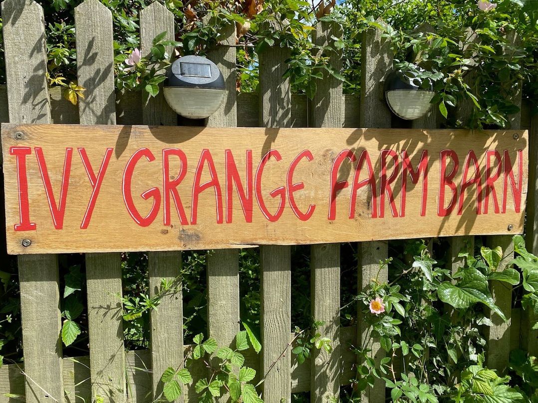 Pet Friendly 3Bed Barn Sleeps 7 Parking Garden