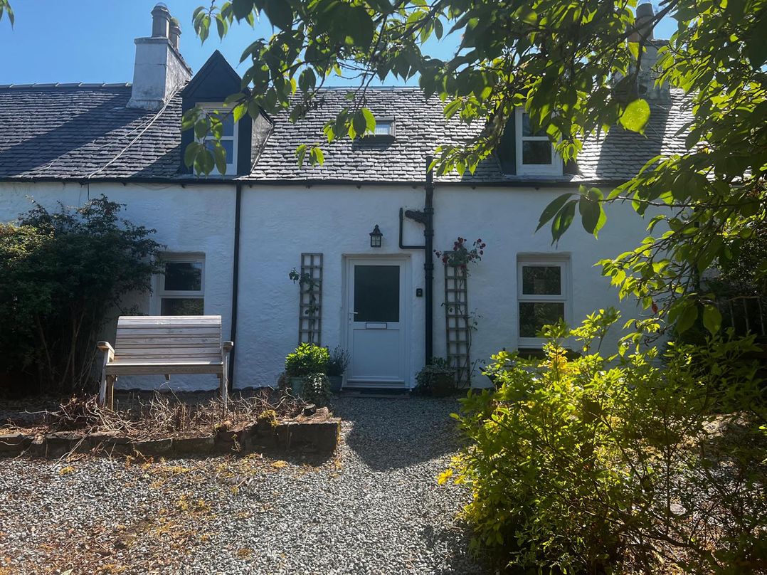 Cosy Cottage Retreat in Edinbane