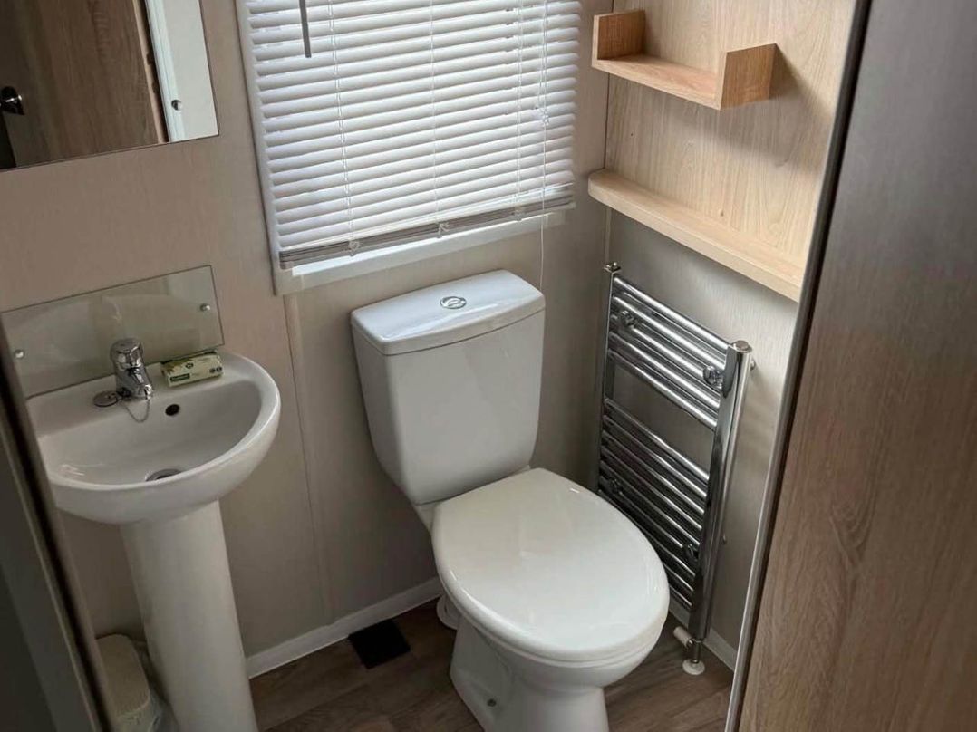 3 Bed Lodge Sleeps 6 Decking Parking WiFi