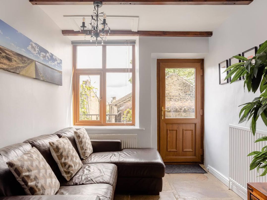 OldMill 2Bed Sleeps6 PrivateGarden OptionalHotTub