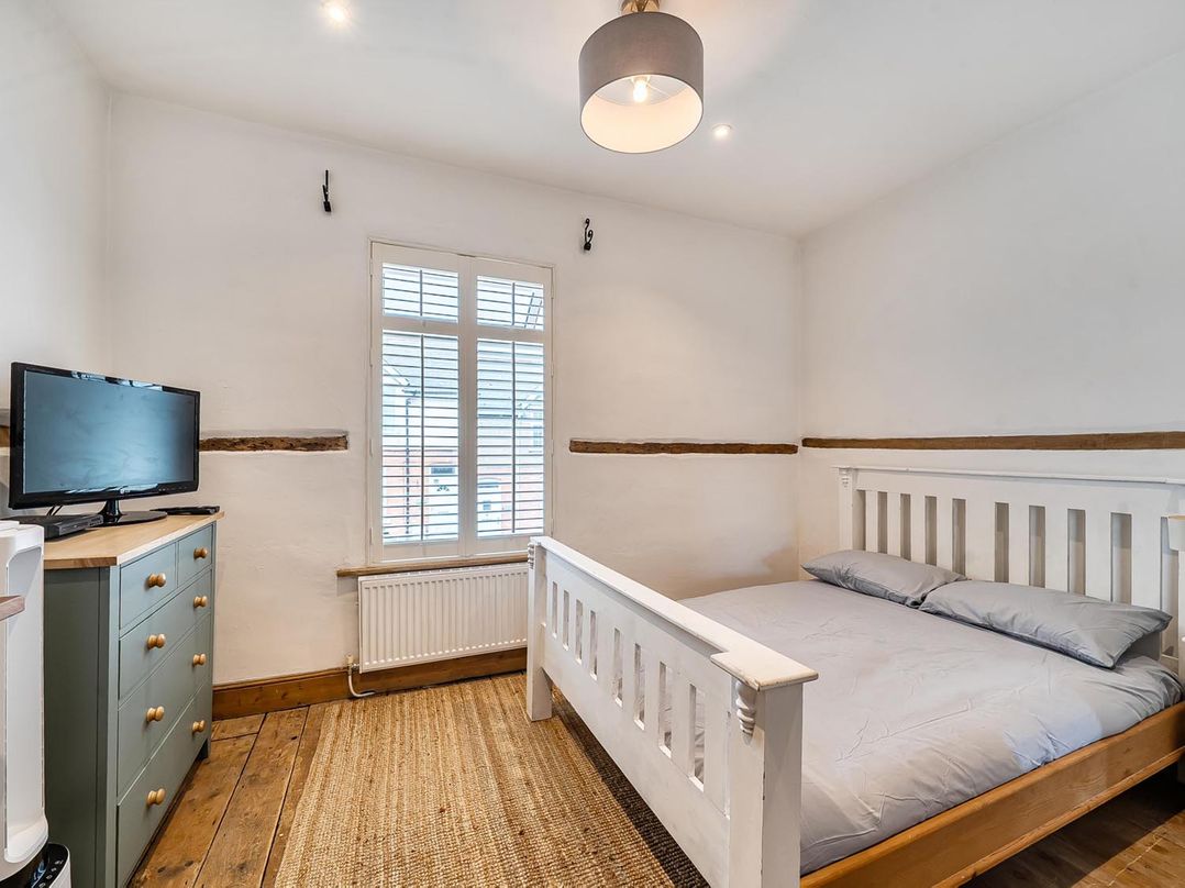 Quaint Cottage in Charming Evesham