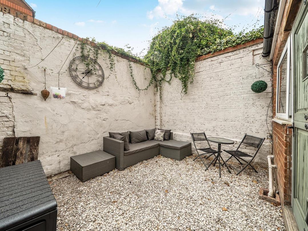 Quaint Cottage in Charming Evesham