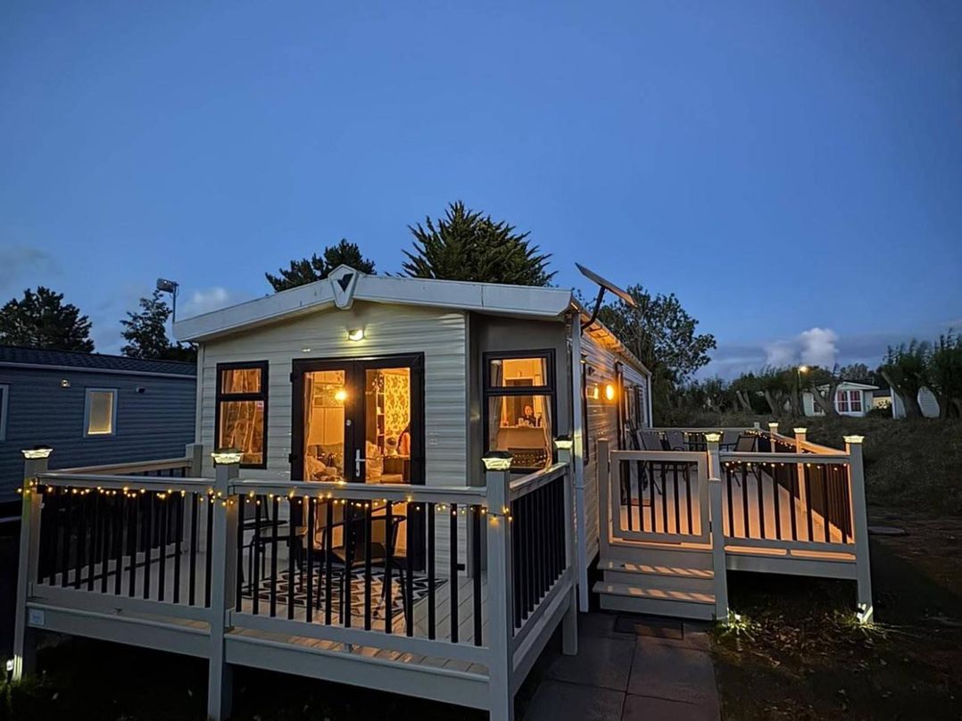 Homely Caravan in Skegness Sleeps 6