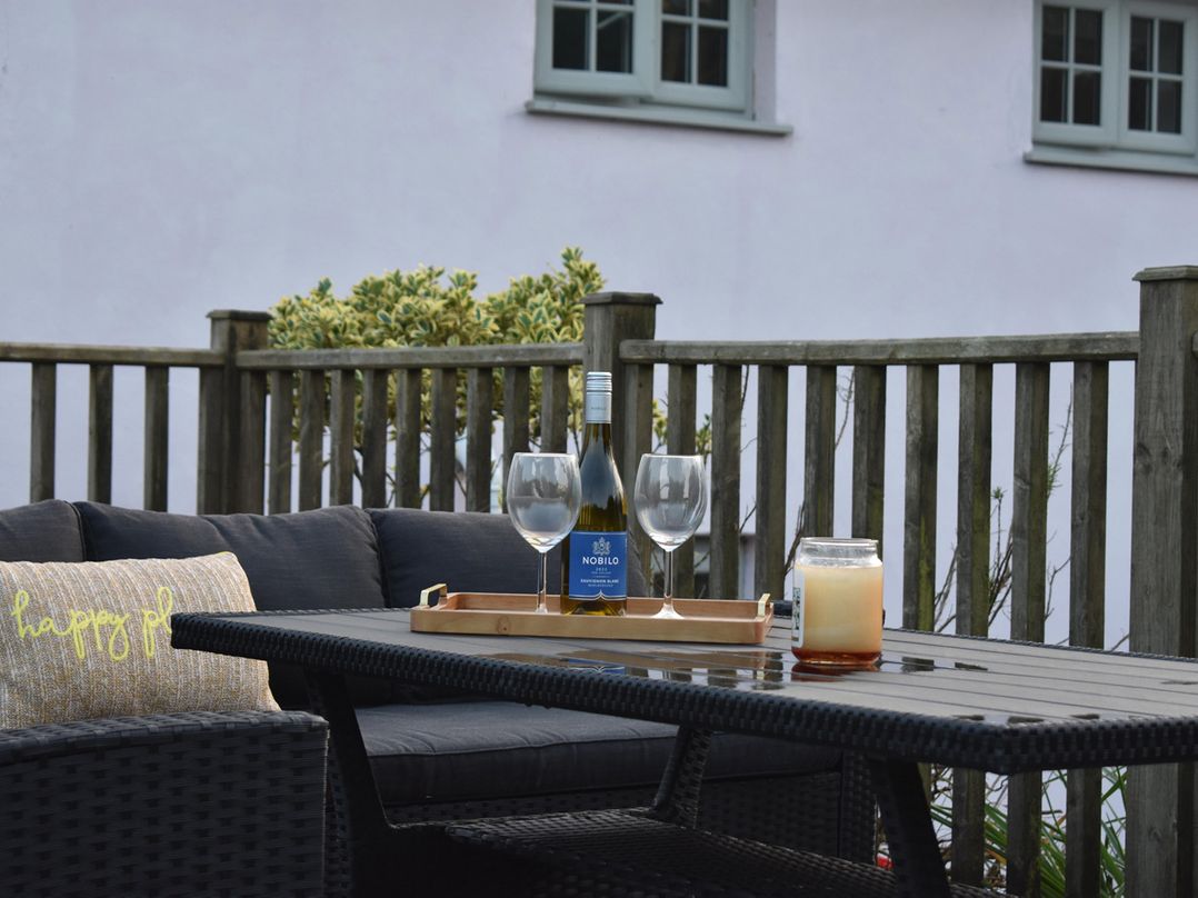 Yr Hen Beudy Barn Conversion Sleeps 4 Dogs Ok