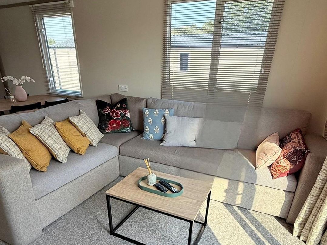 3Bed Sleeps 6 Parking Balcony