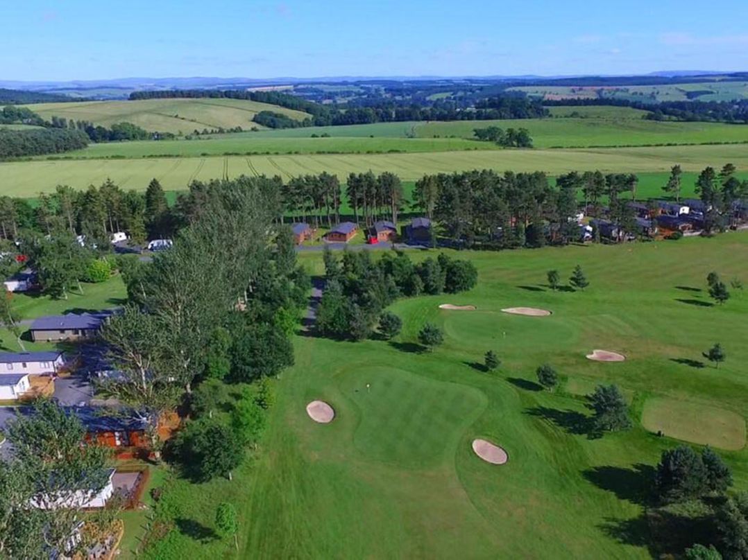 Lillardsedge Luxury Caravan Sleeps 6 with Parking