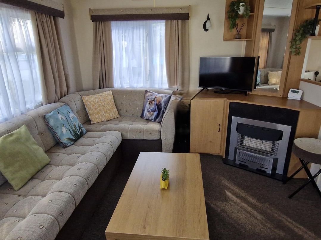 Woodland View Dog Friendly  Nr Sutton on Sea