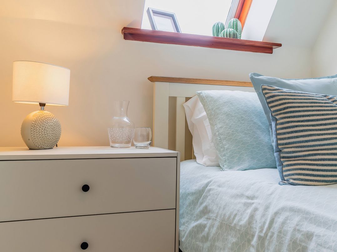 Apartment Sleeps 5 with Parking
