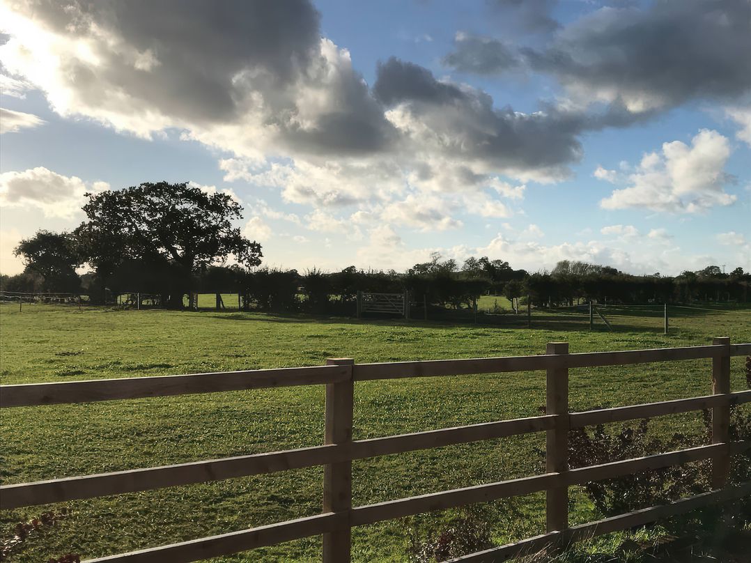 Oakley Country Retreat1 Bed Garden Free Parking