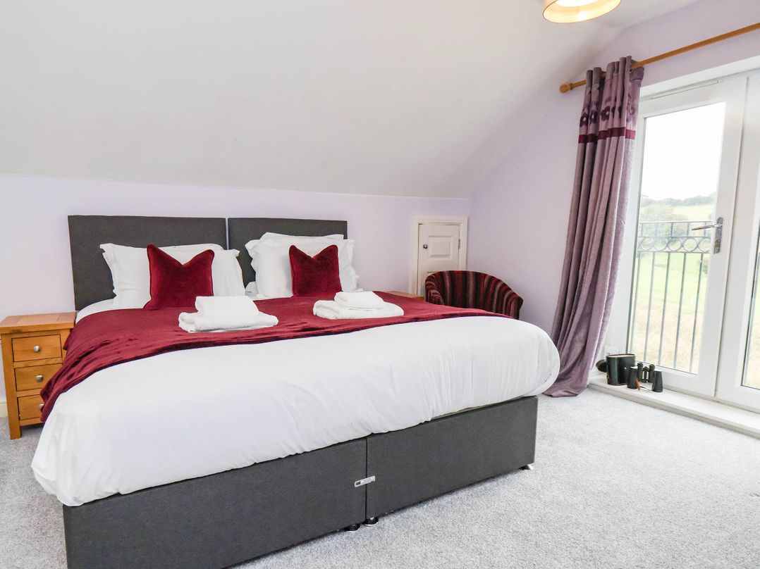 64 Derwent Road