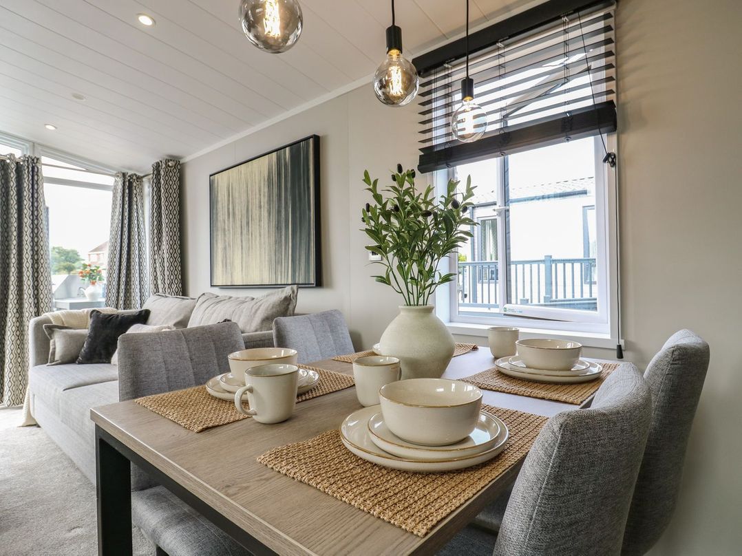 Lakewood Plot 8
