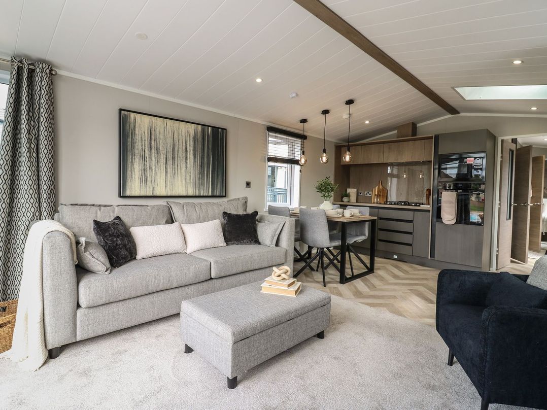 Lakewood Plot 9