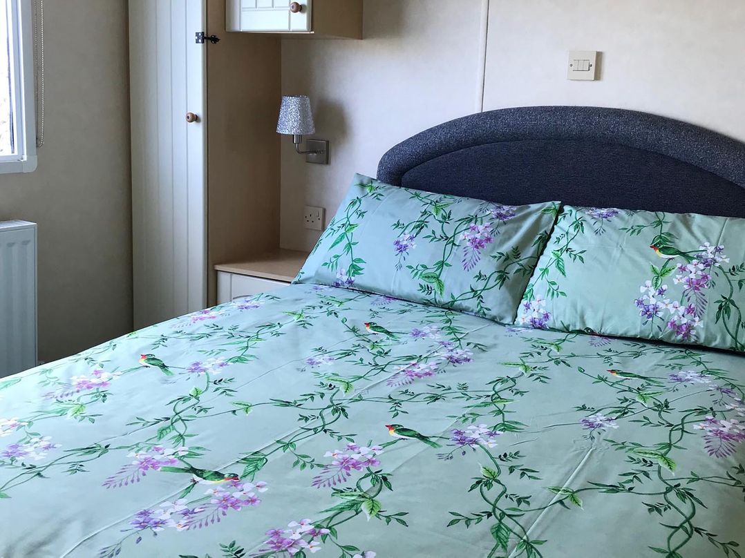 Beautifully Presented 2 Bedroom Static Caravan