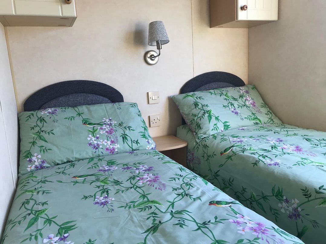 Beautifully Presented 2 Bedroom Static Caravan