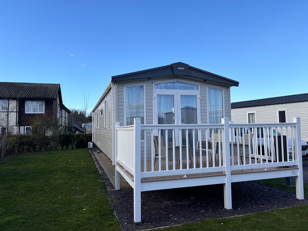 Hafan y Mor Park 3Bed Caravan Sleeps 8 Pets Ok