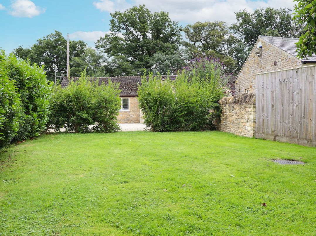 Peewit Barn