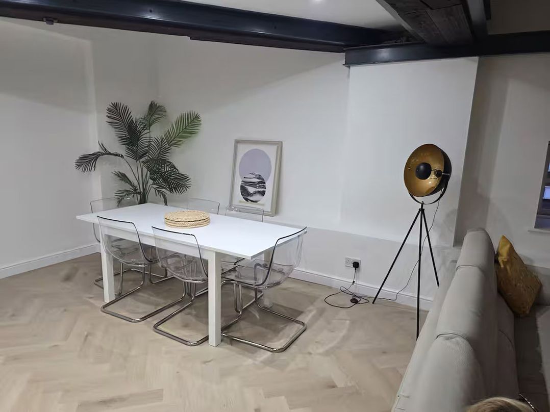 Liverpool Penthouse, sleeps 8