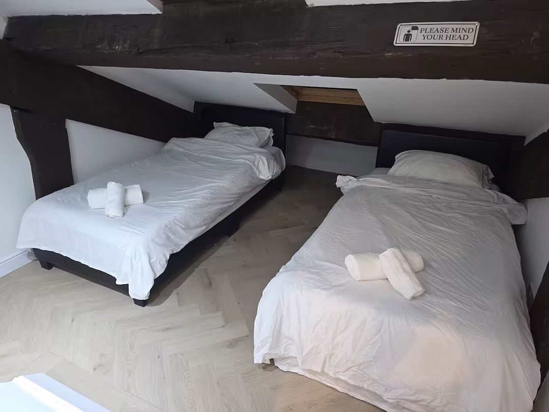 Liverpool Penthouse, sleeps 8