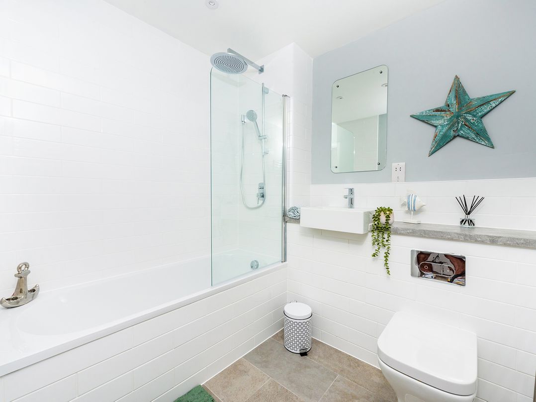 Luxury City Centre Apartment, Prime Location