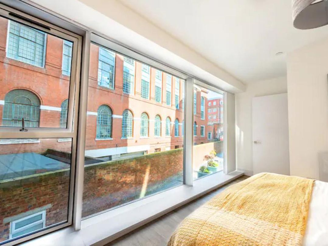 Luxury City Centre Apartment, Prime Location