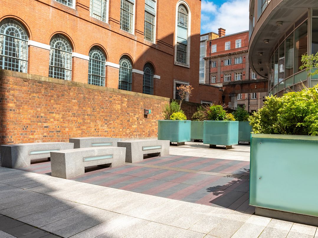 Luxury City Centre Apartment, Prime Location