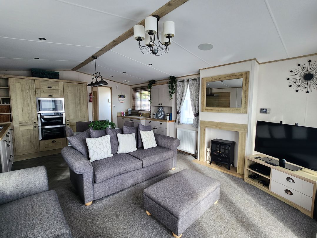 Haven Golden Sands 69 Oak Meadows