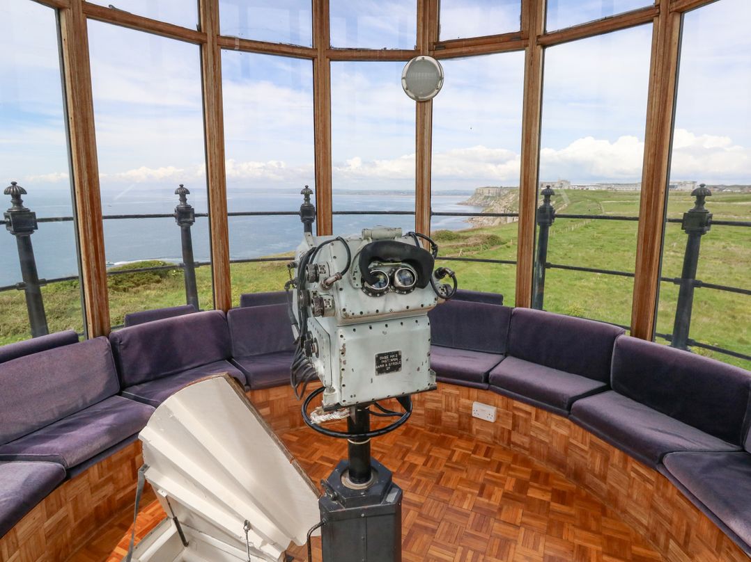 Old Higher Lighthouse Stopes Cottage