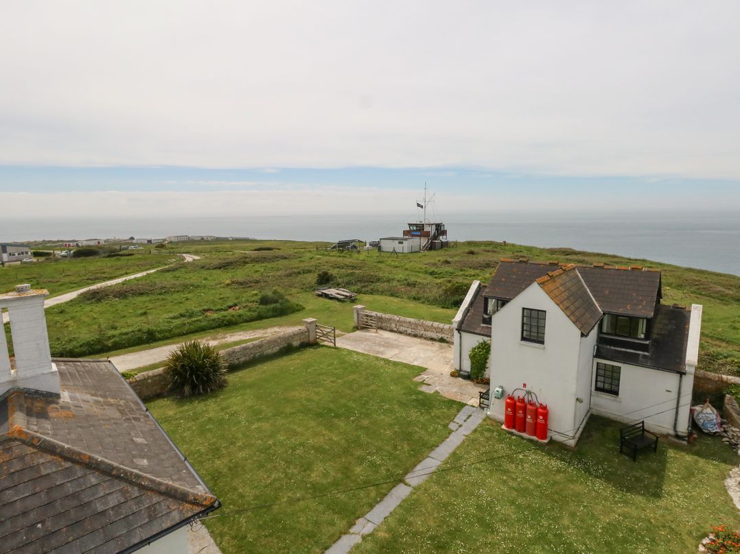 Old Higher Lighthouse Stopes Cottage