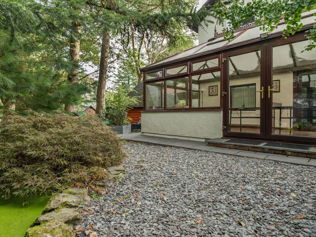 Eden House