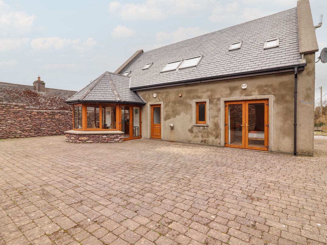 Finn House