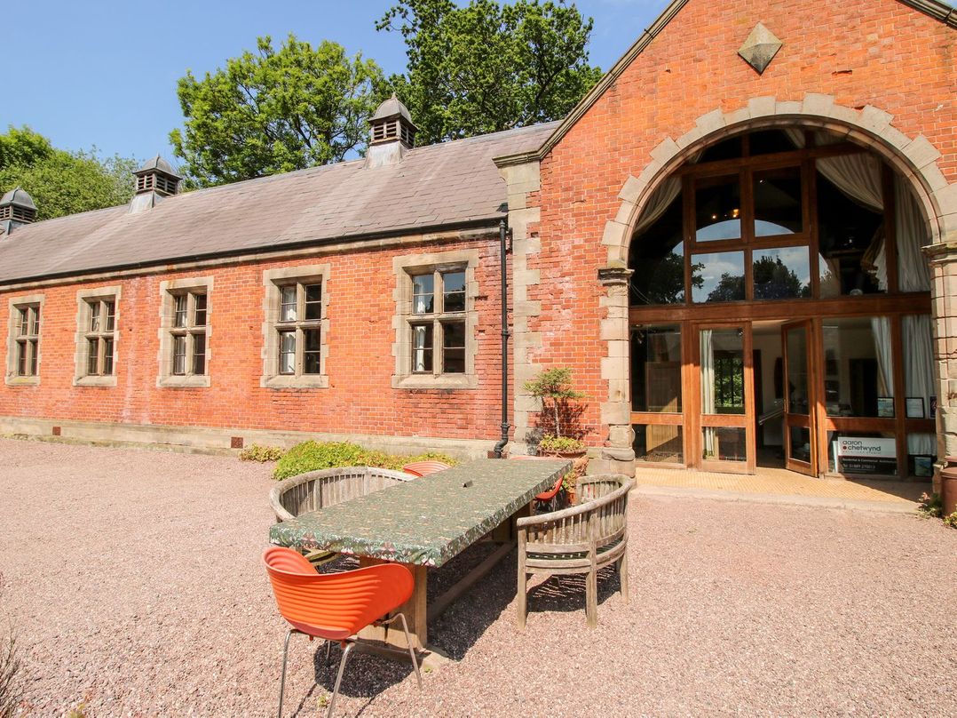 Shrewsbury Lodge