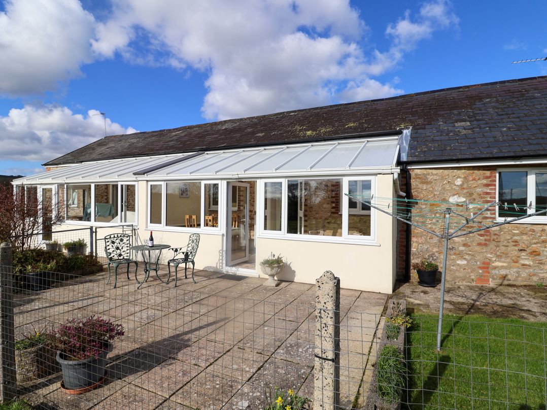 1 Cowdea Farm