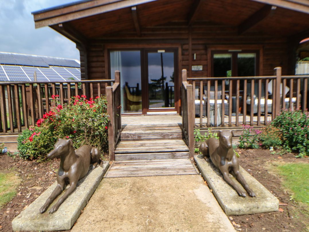 Cornfield Lodge