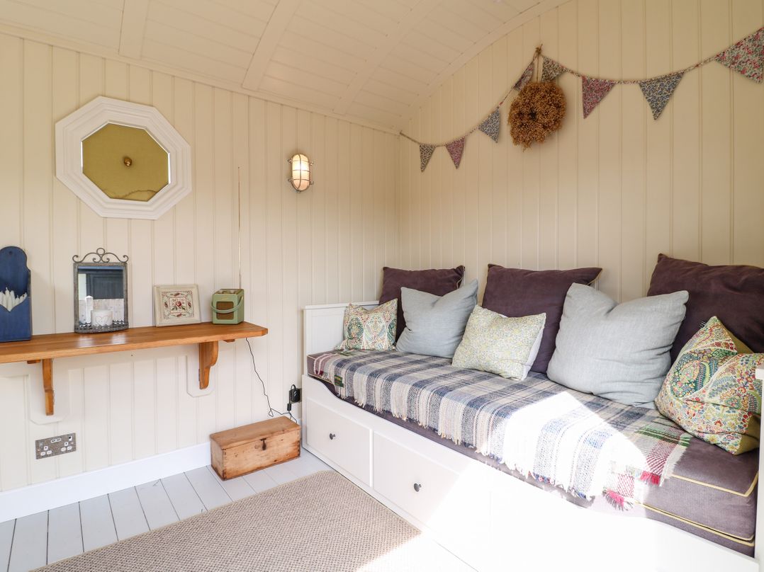 Lucky Cottage