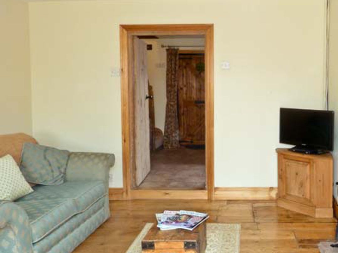 3 Apsley Cottages