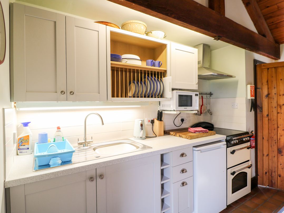 Manifold Cottage
