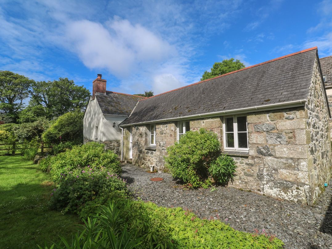 A stone house with a garden at Swallows St Keverne, Lizard Peninsula