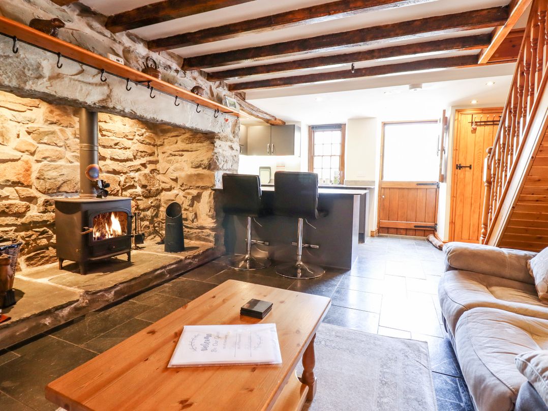 Cwm Yr Afon Cottage