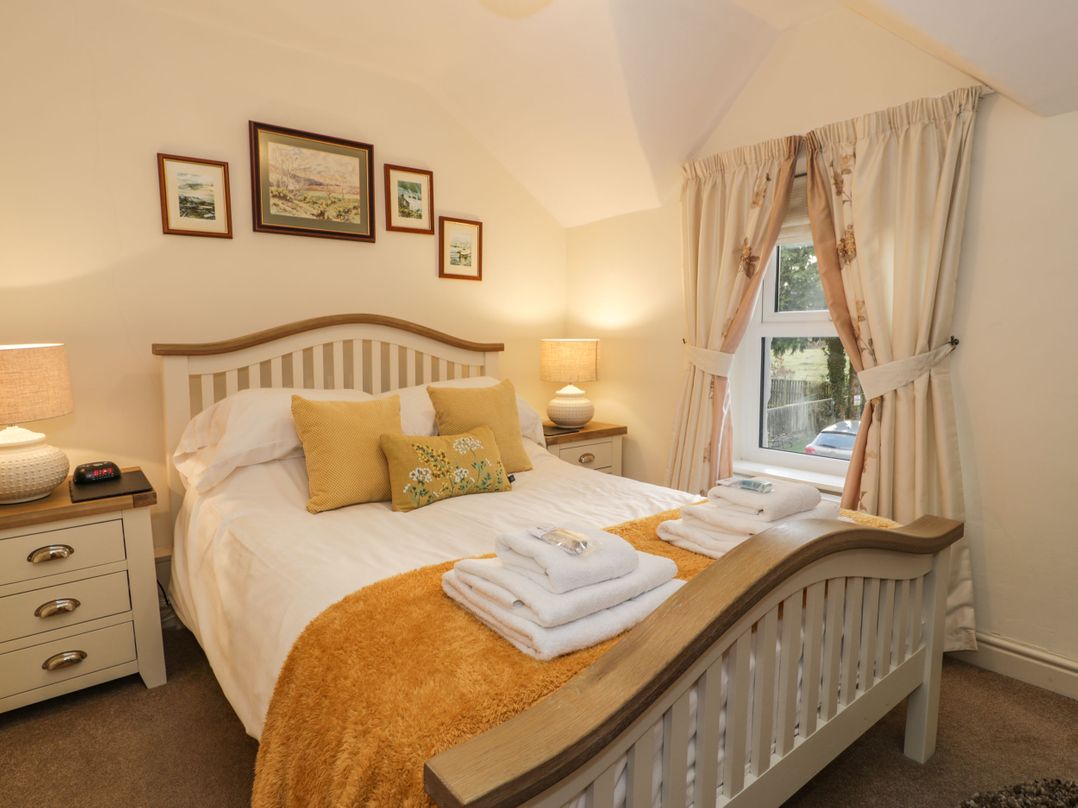 Glan-yr-Afon Cottage