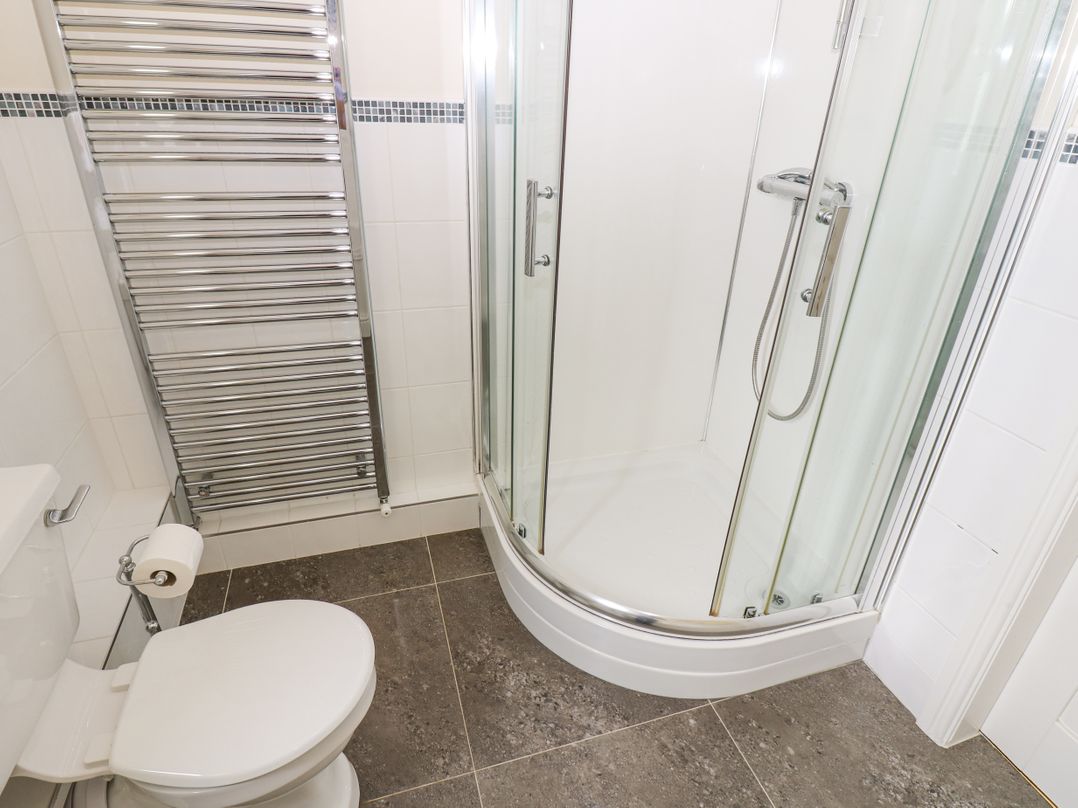 Summer Farm Cottage