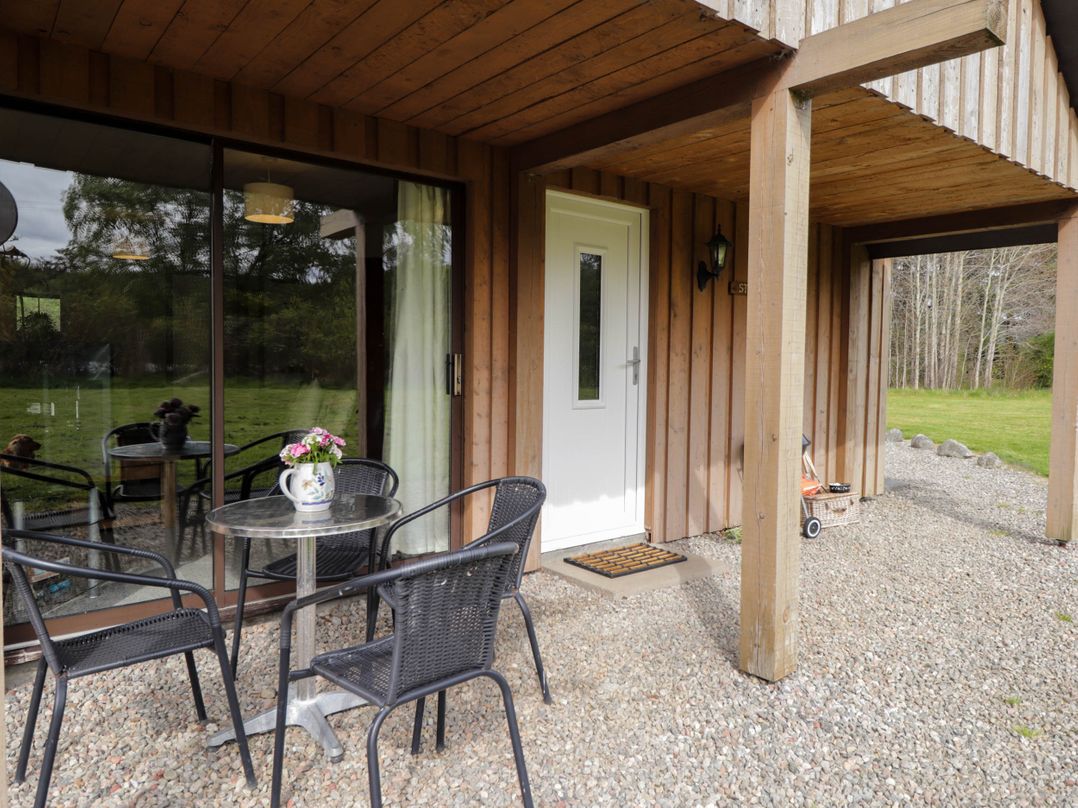 Stone Water Cottage