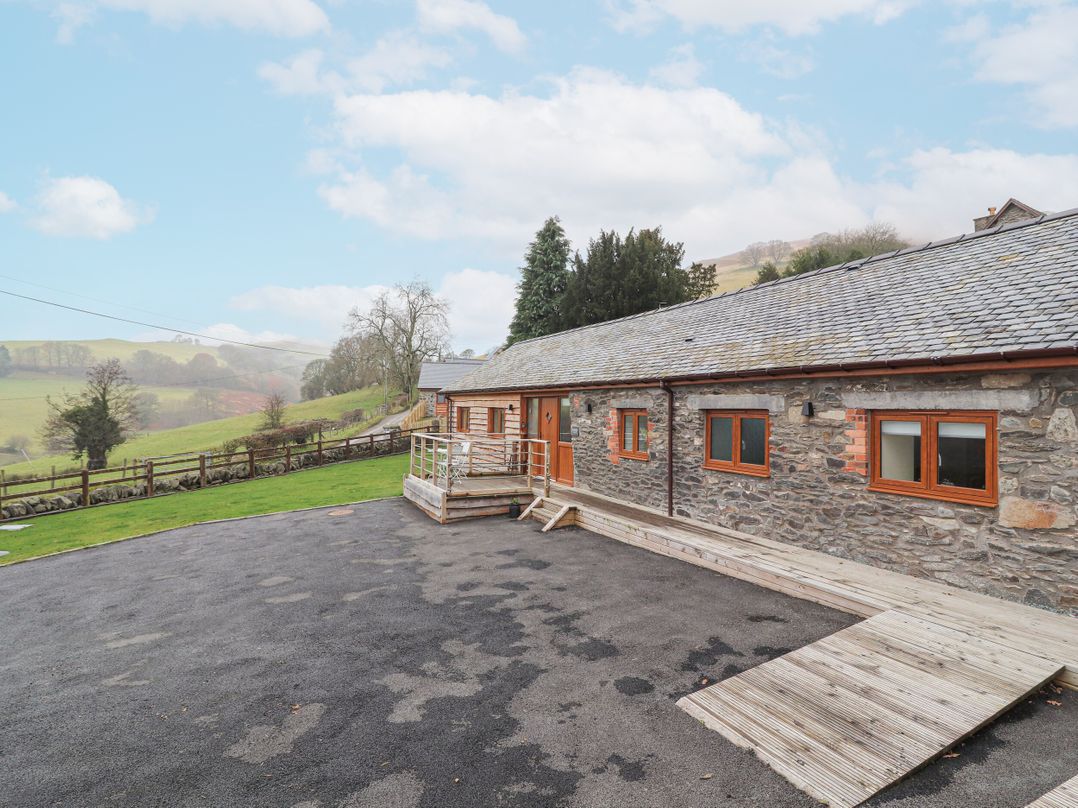 Rhianwen, Plas Moelfre Hall Barns