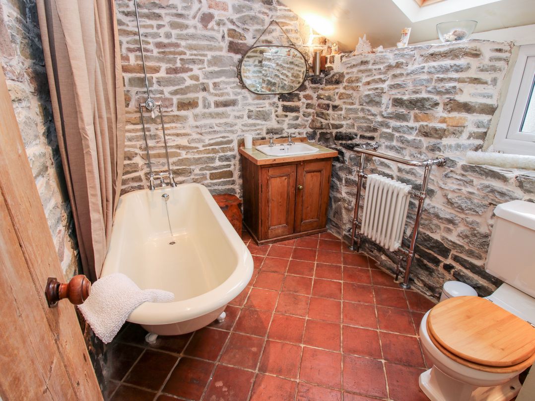 Castle Cottage