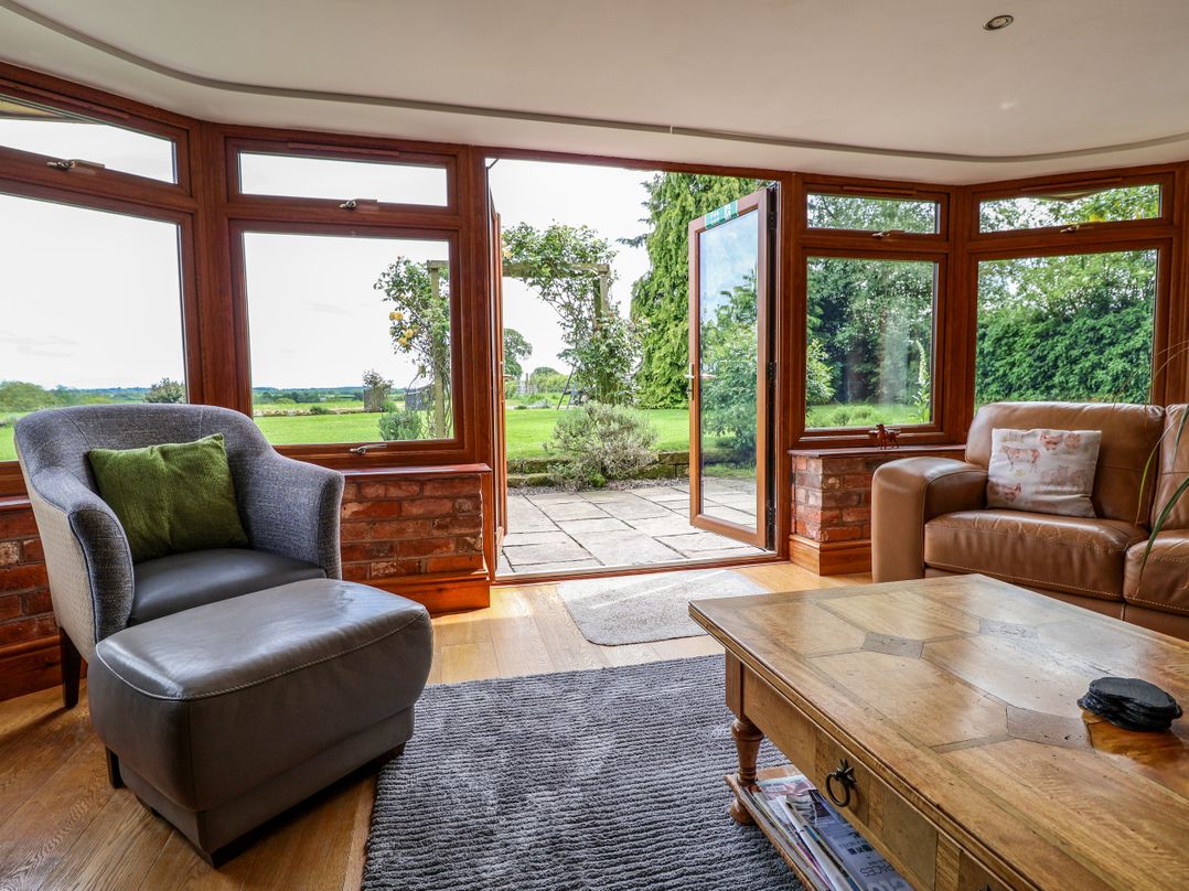 Lake View Cottage