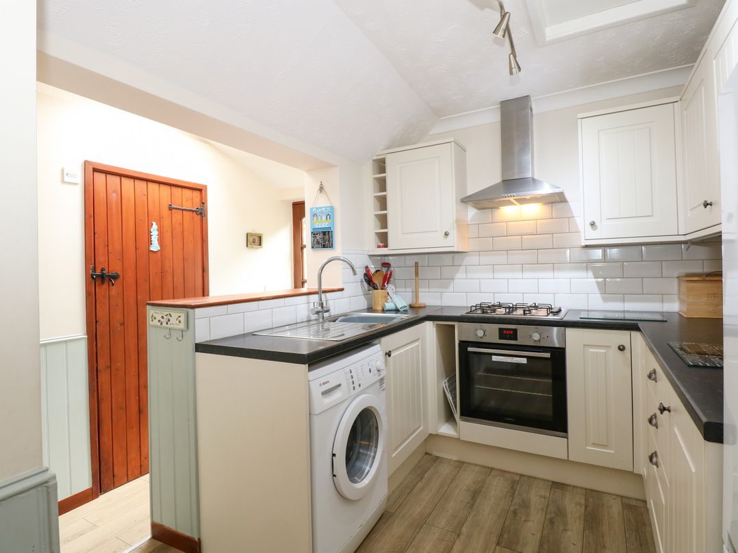 5 Melinda Cottages