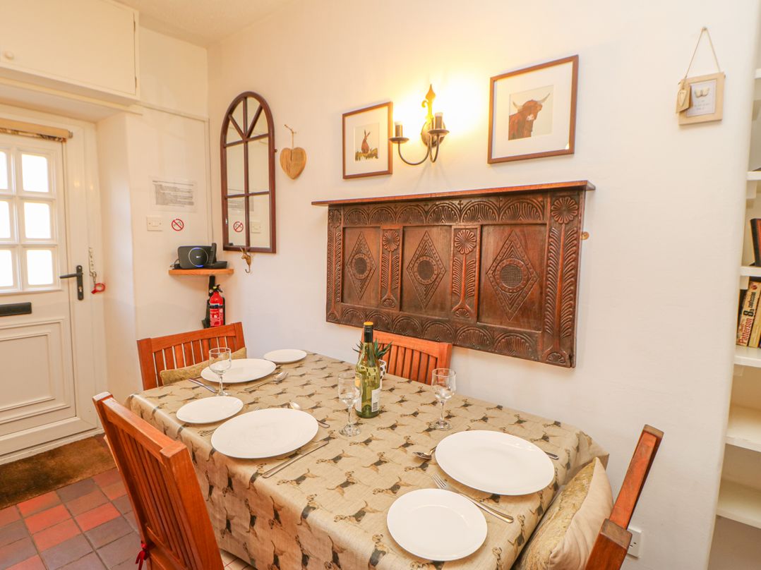 Middle Cottage