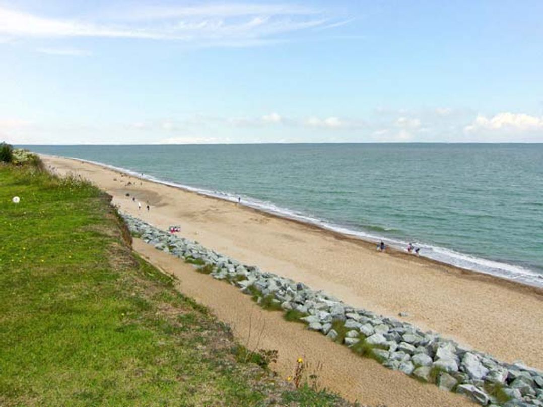 The Beach Road Chalet Park, no. 107 in Scratby, Norfolk | Cottages & Lodges