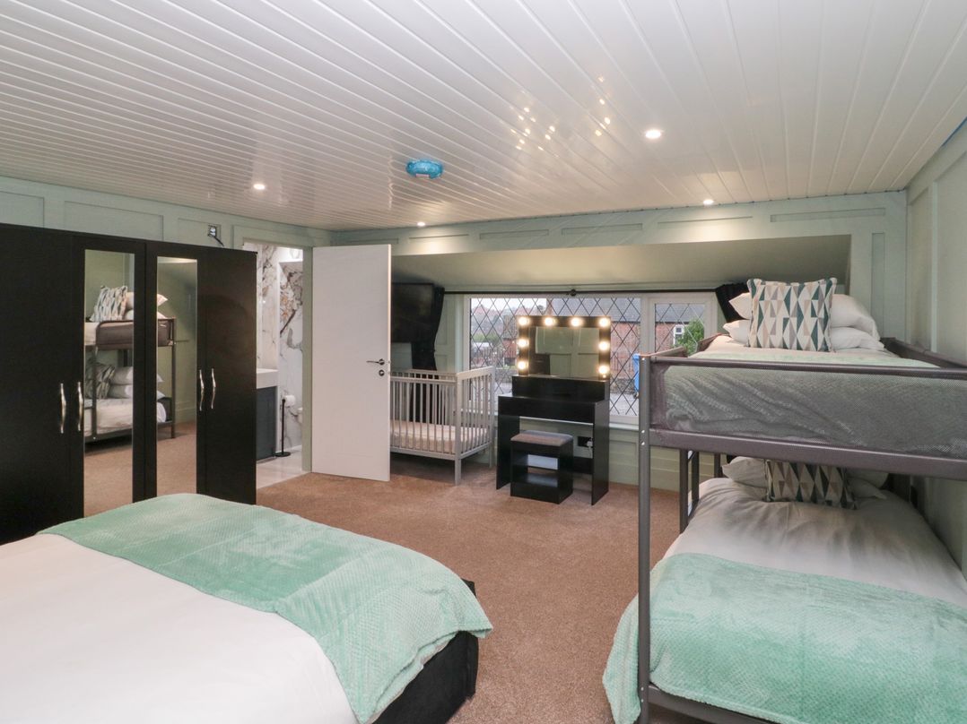 Seacrest Lodge