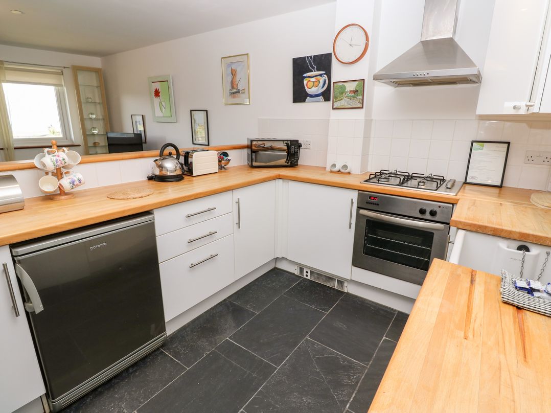 White Lodge Apartment