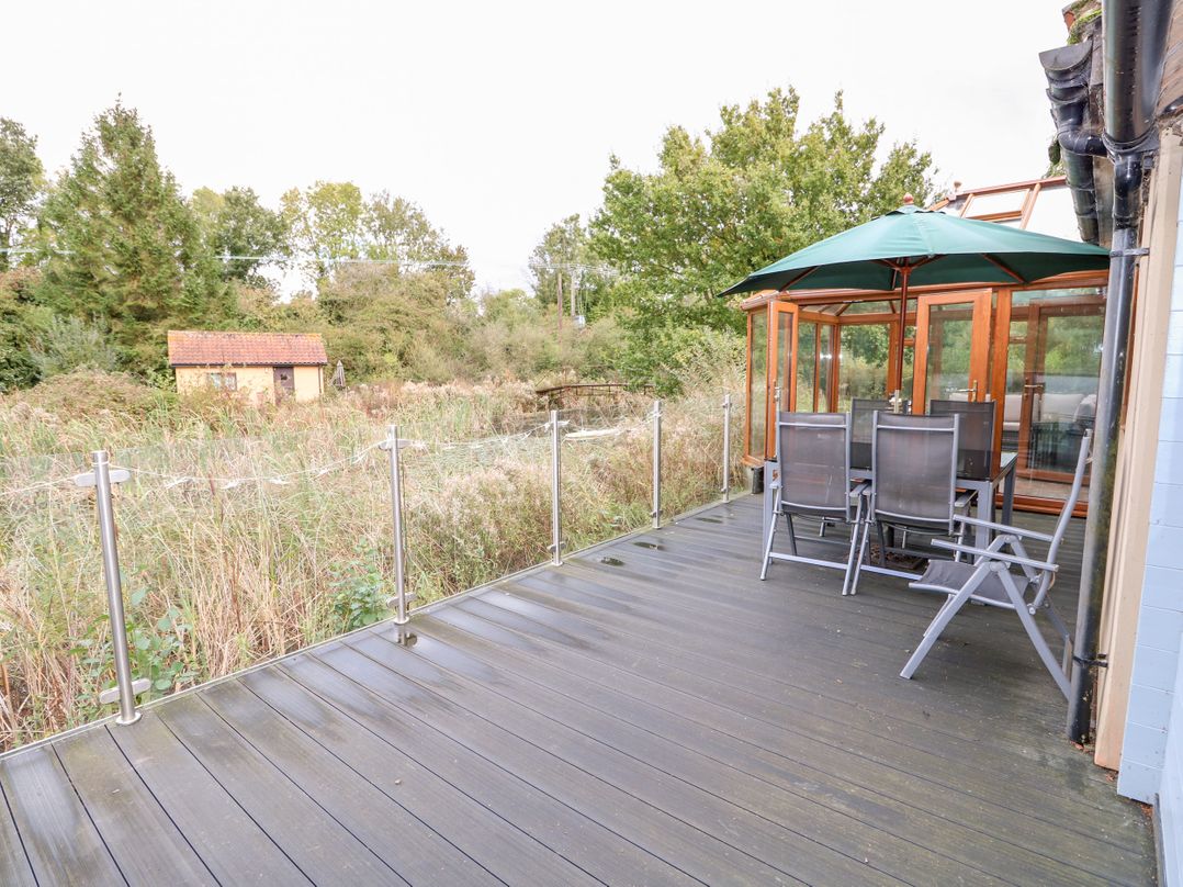 Dragonfly Lodge